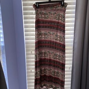 maxi skirt